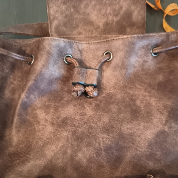 Large Antik Kraft Satchel Bag - Picture 15 of 16